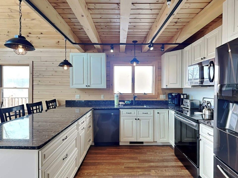 House (5 Bedrooms) | Property amenity