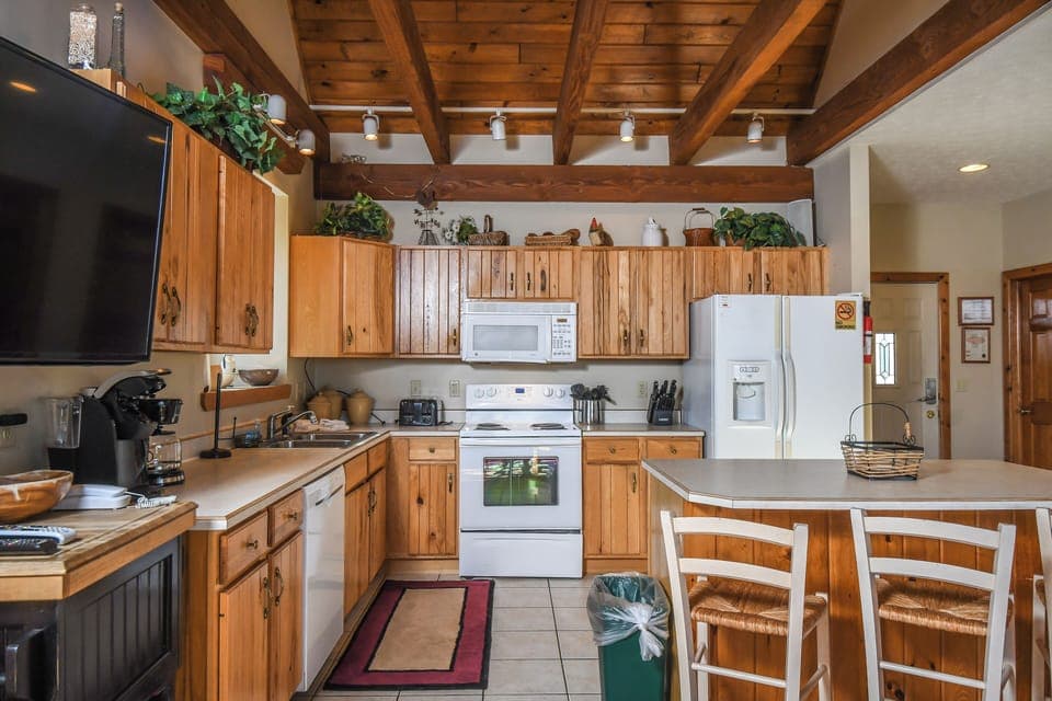 House (4 Bedrooms) | Property amenity