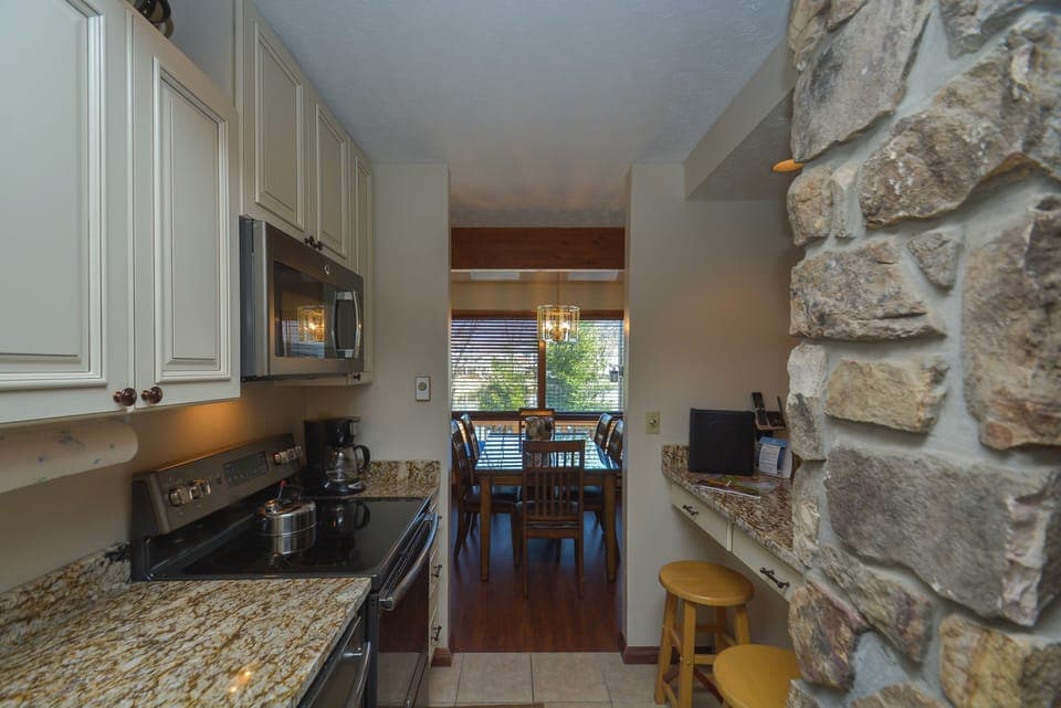 Studio (4 Bedrooms) | Property amenity