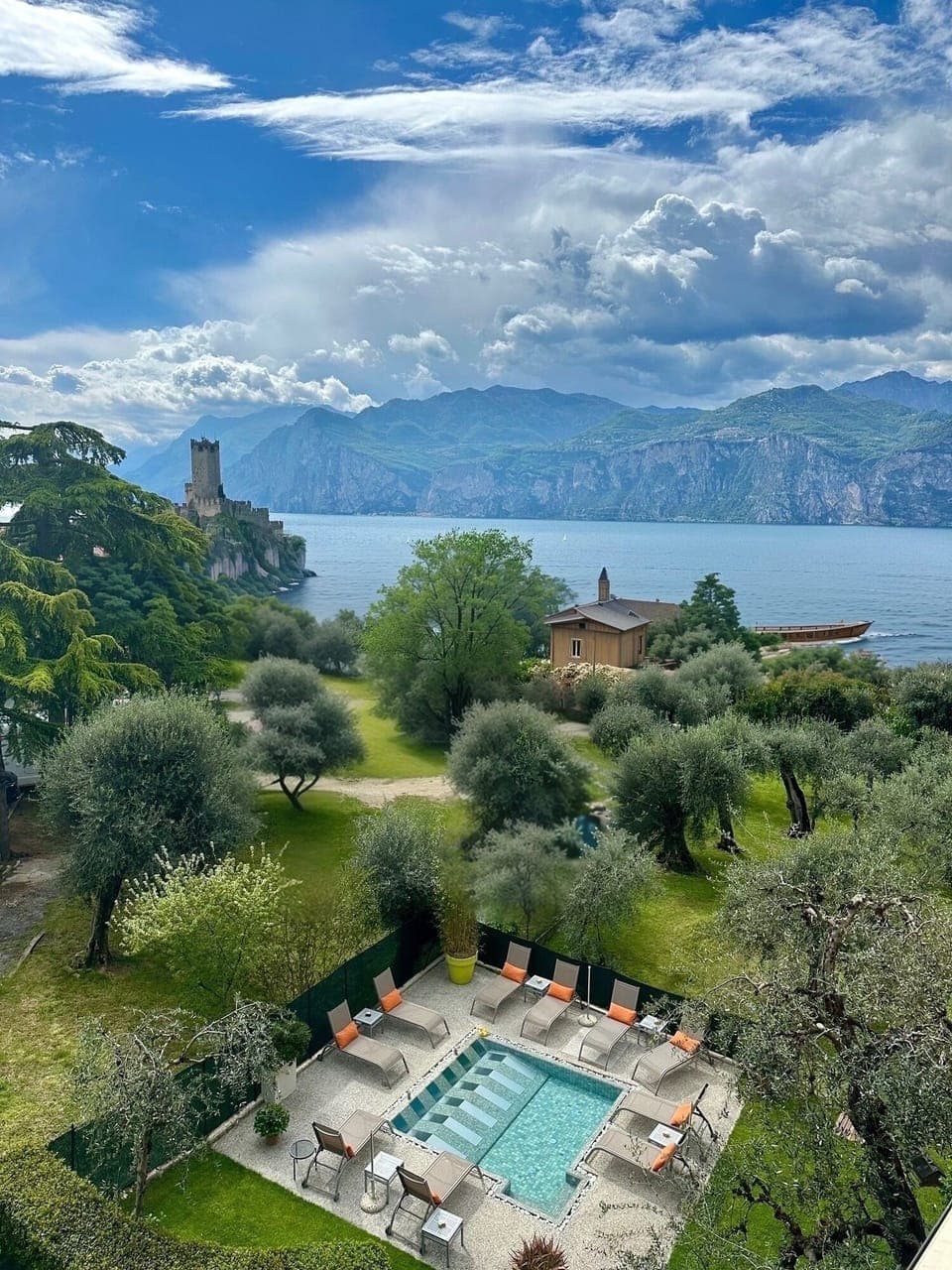 Double Room, Lake View | In-room safe, individually furnished, blackout drapes, soundproofing