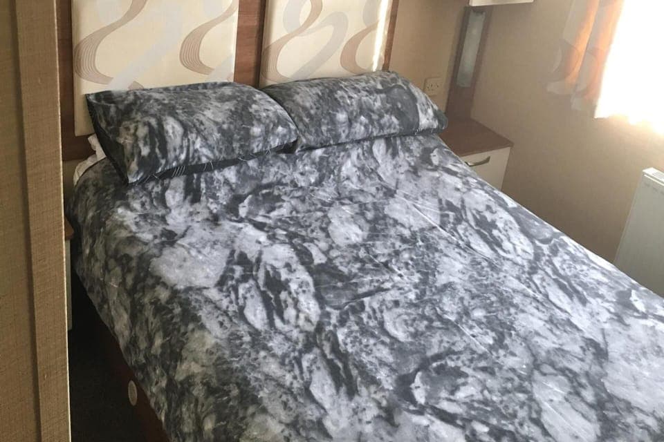 3 bedrooms, iron/ironing board, free WiFi