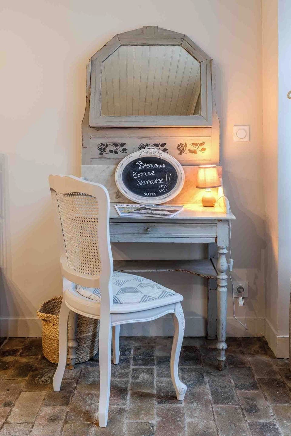 Family House / Superior Suite with Double to Triple Accommodation and Dining Area. | Premium bedding, individually decorated, individually furnished, desk