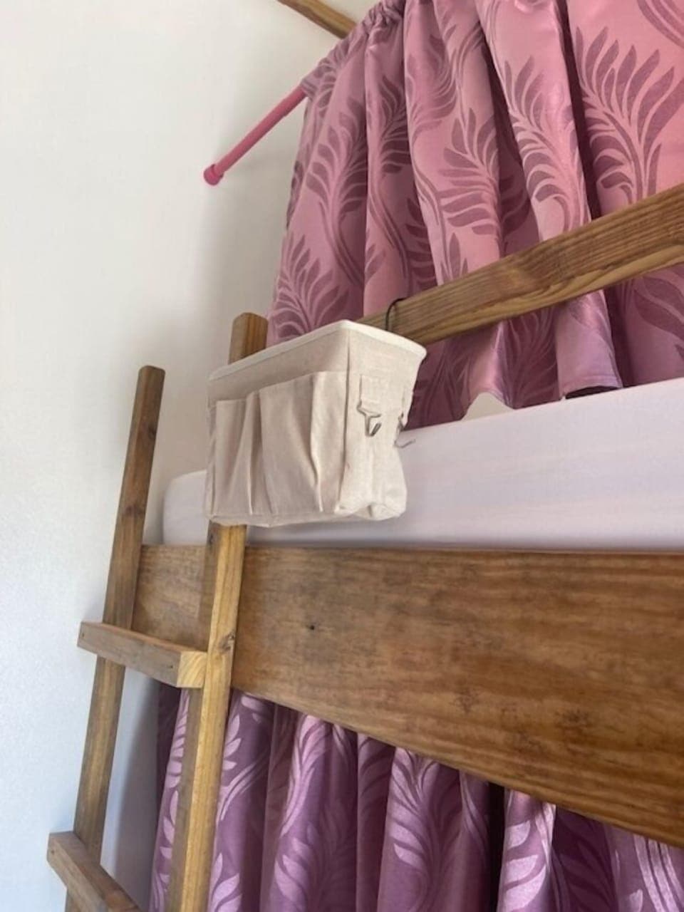 In-room safe, free WiFi, bed sheets