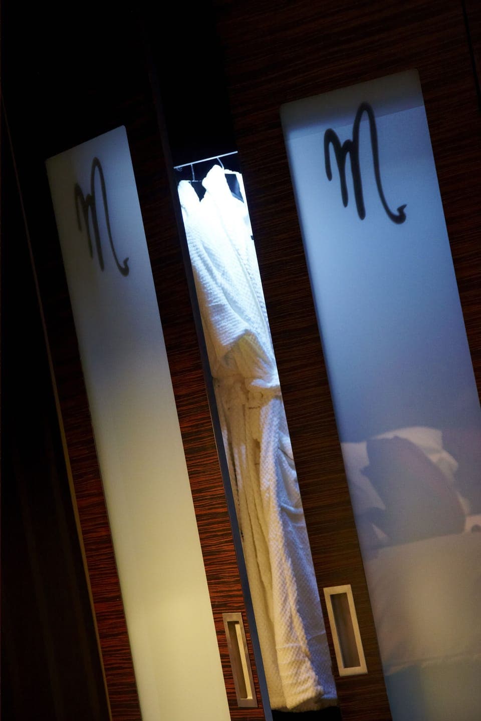 Club Double | Desk, blackout drapes, iron/ironing board, free WiFi