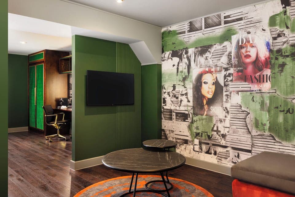 Suite | In-room safe, desk, blackout drapes, iron/ironing board