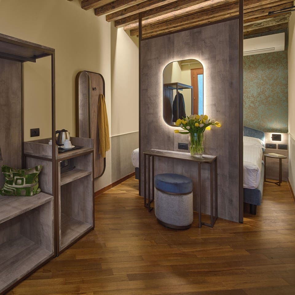 Standard Double or Twin Room | Minibar, desk, soundproofing, free WiFi