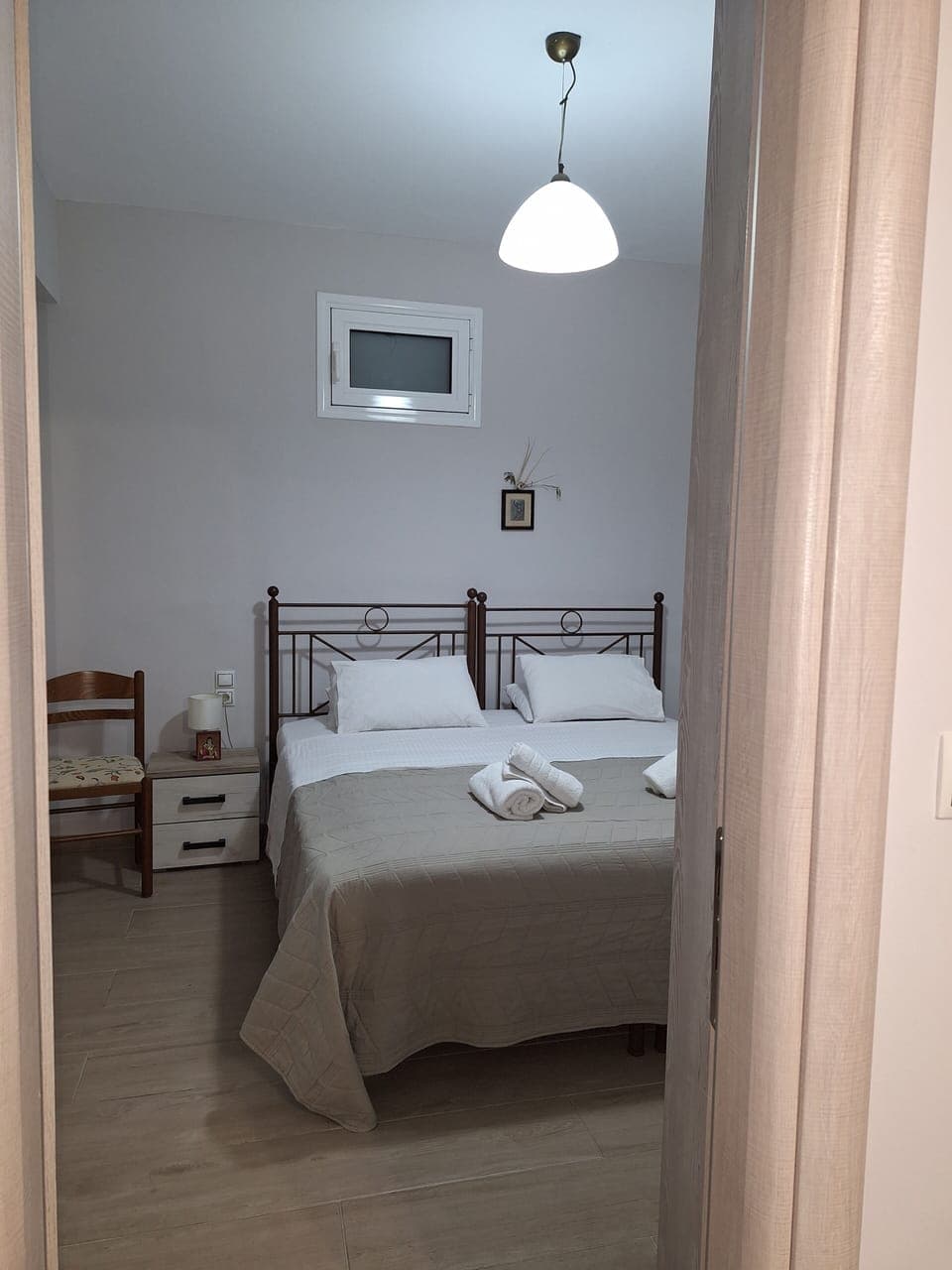 Apartment | 1 bedroom, down comforters, pillowtop beds, in-room safe