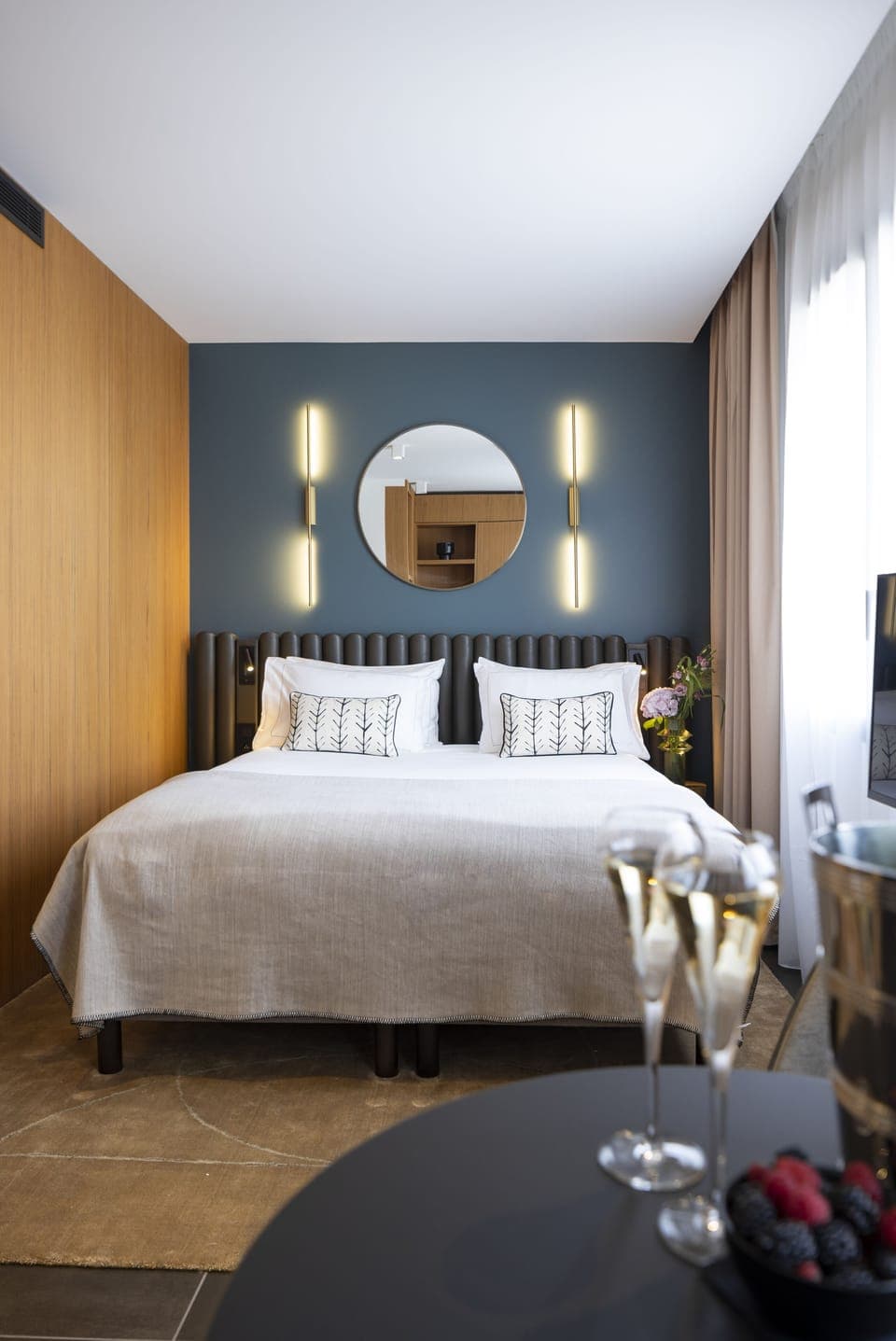 Junior Room | Egyptian cotton sheets, premium bedding, pillowtop beds, minibar