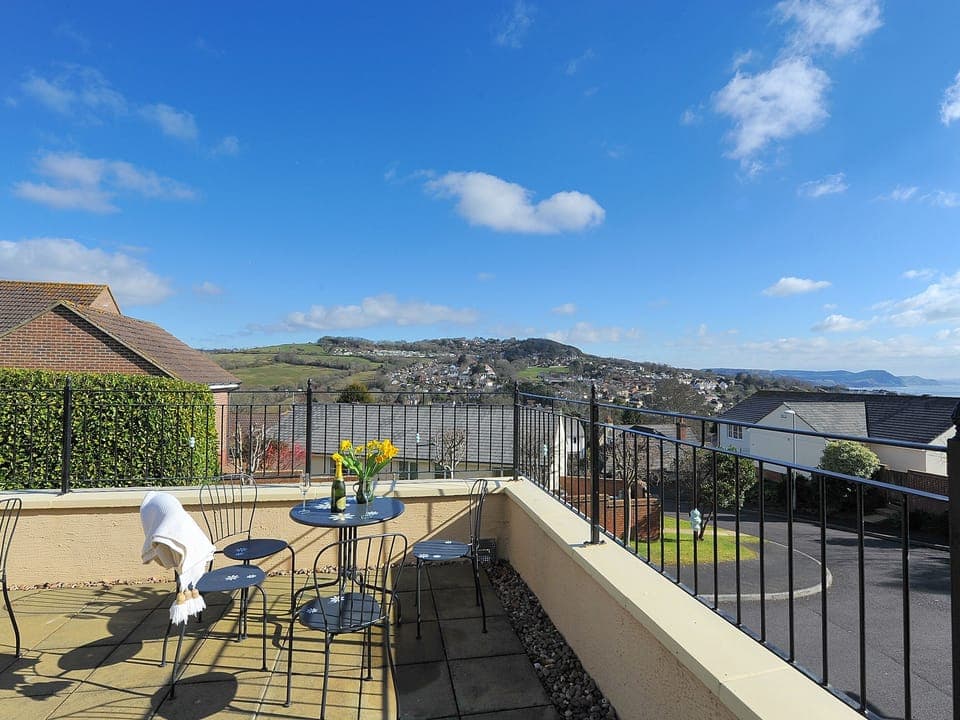 Cottage | Property grounds