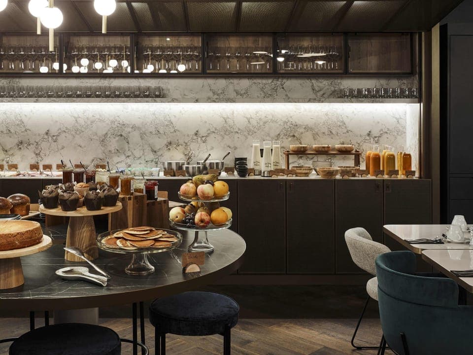 Daily buffet breakfast (EUR 20 per person)