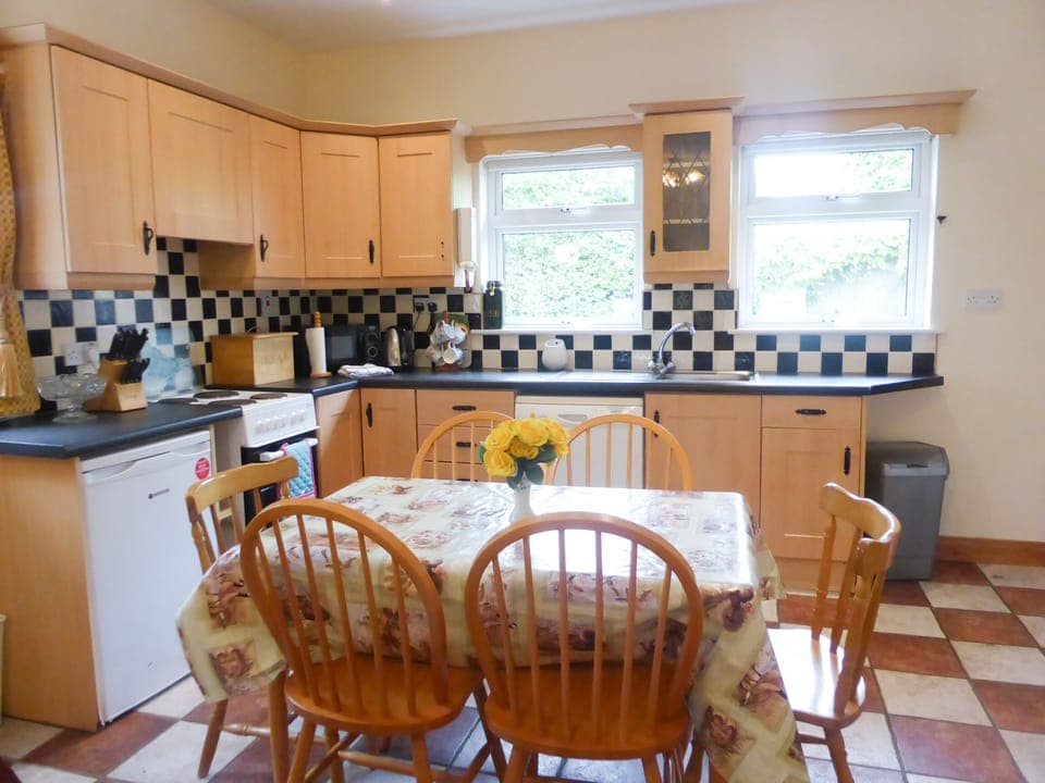 Cottage | Interior