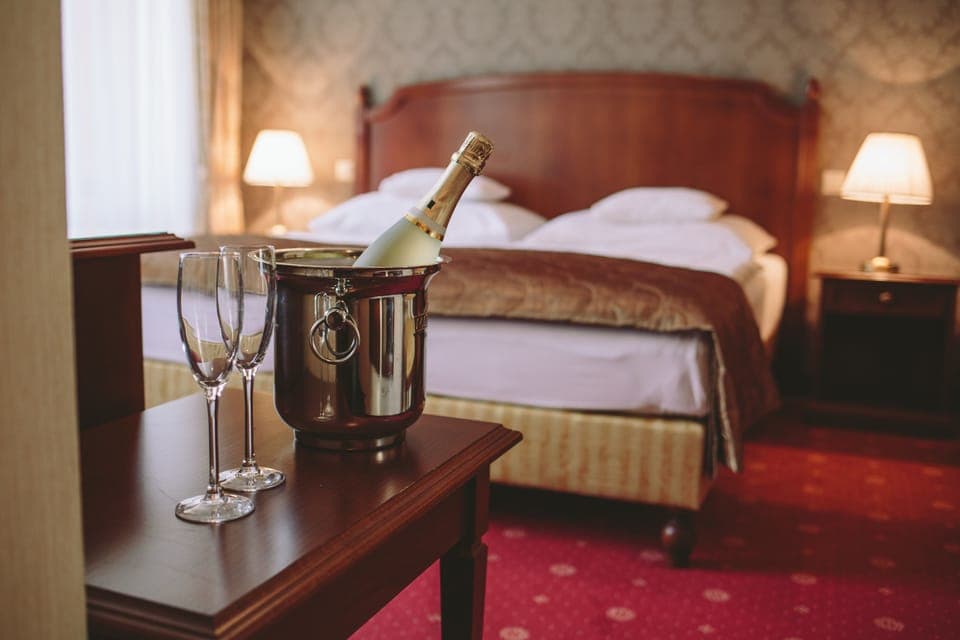 Double Room | In-room safe, desk, soundproofing, free cribs/infant beds