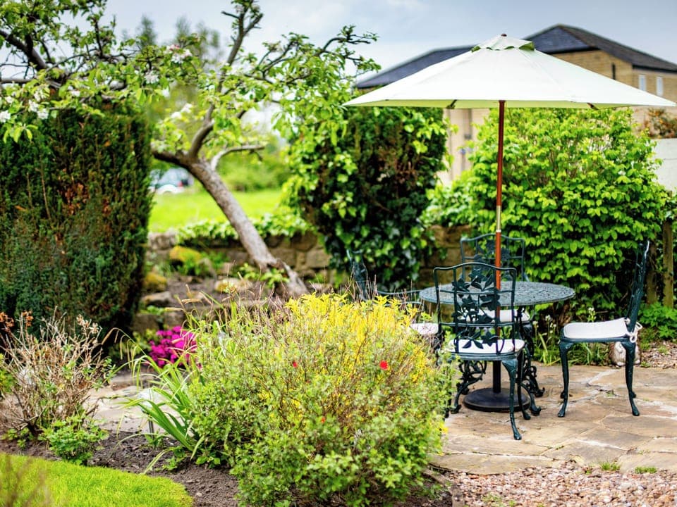 Cottage | Outdoor dining