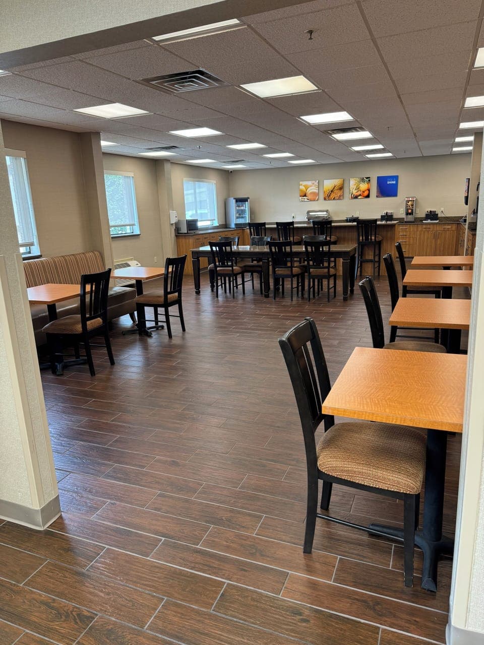 Free daily continental breakfast