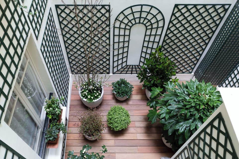 Classic Double Room, 1 Double Bed, Courtyard View | In-room safe, desk, iron/ironing board, free WiFi