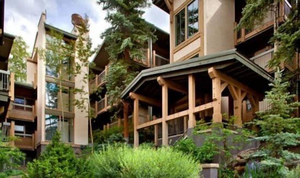 Condo (Ski In, Ski Out 2 Bedroom Gold-Rated ) | Exterior