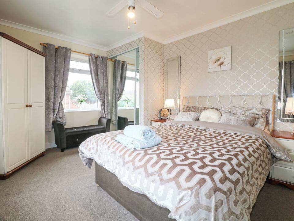 Cottage | 3 bedrooms, individually decorated, individually furnished, free WiFi