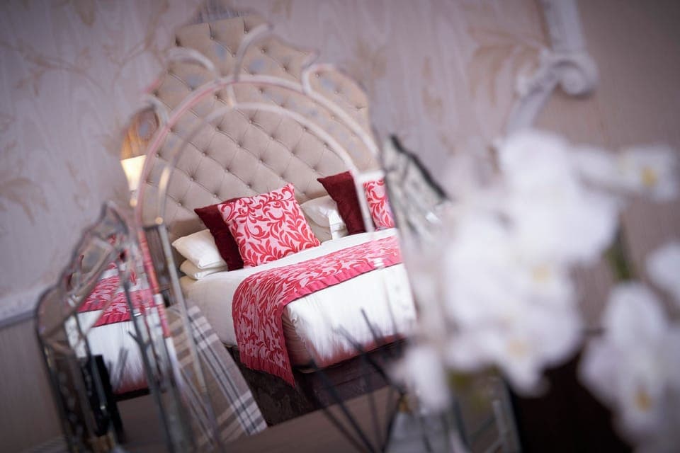 Classic Double Room, Ensuite | Egyptian cotton sheets, premium bedding, pillowtop beds