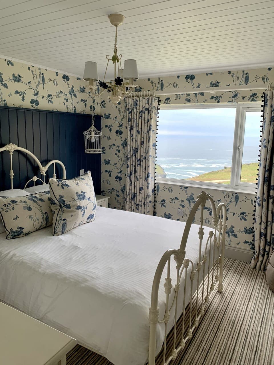 Luxury Self-Catering Apartment No 1 (Not Pet Friendly) | Premium bedding, iron/ironing board, cribs/infant beds, free WiFi