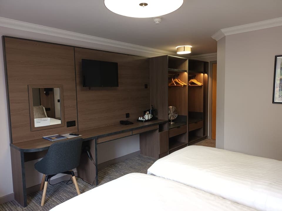 Desk, iron/ironing board, rollaway beds, free WiFi