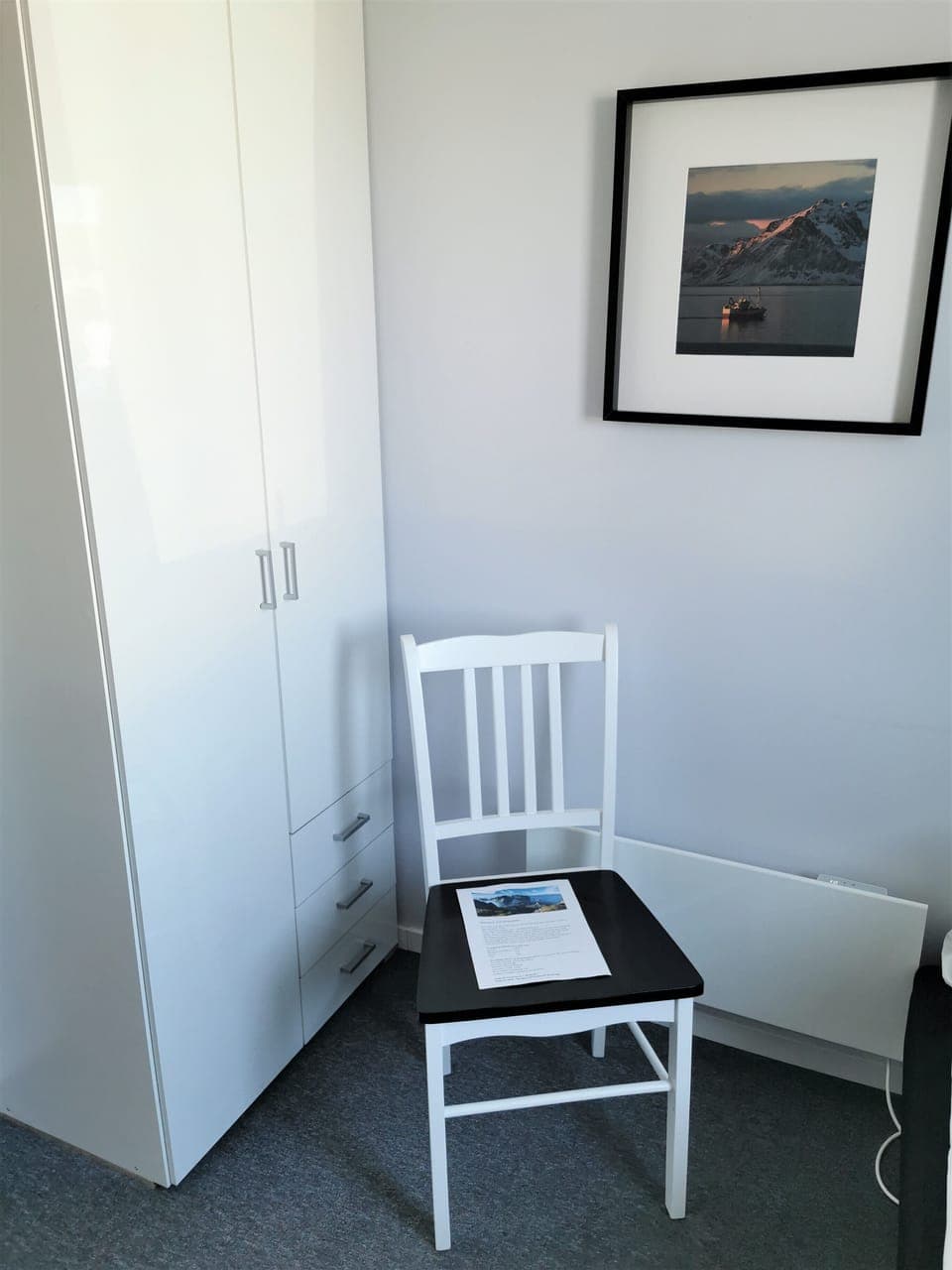 Laptop workspace, blackout drapes, iron/ironing board, free WiFi