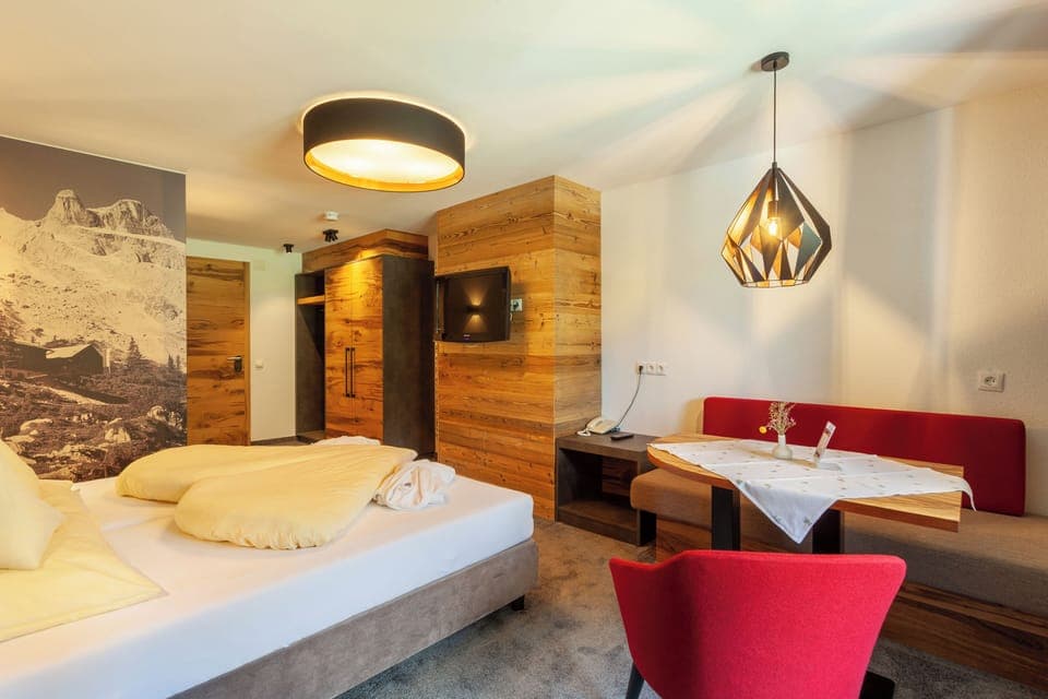 Family Suite, 2 Bedrooms | Egyptian cotton sheets, premium bedding, in-room safe