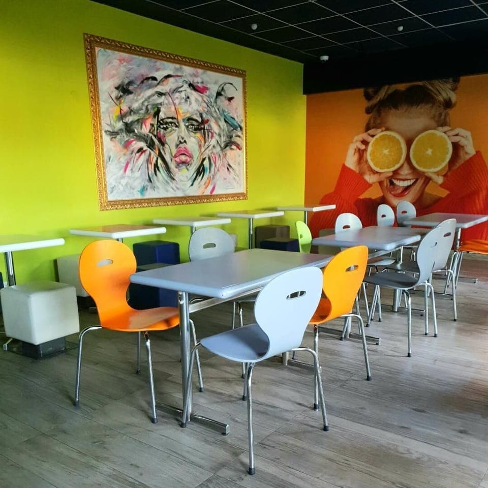 Daily buffet breakfast (EUR 9 per person)