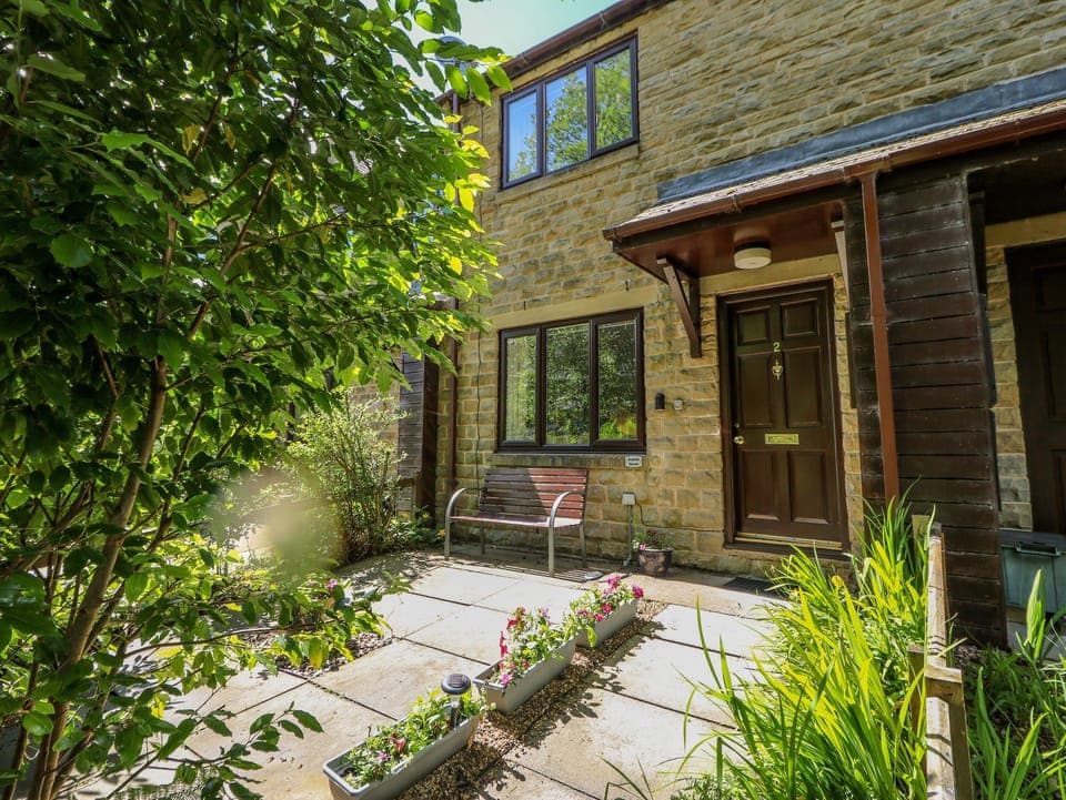 Cottage | Property grounds