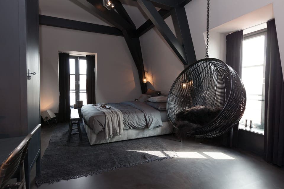 Executive Room, 1 Double Bed | In-room safe, individually decorated, individually furnished, desk