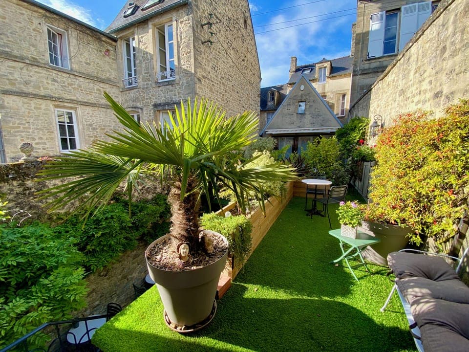 Deluxe Suite, Garden View (La Chapelle) | Terrace/patio