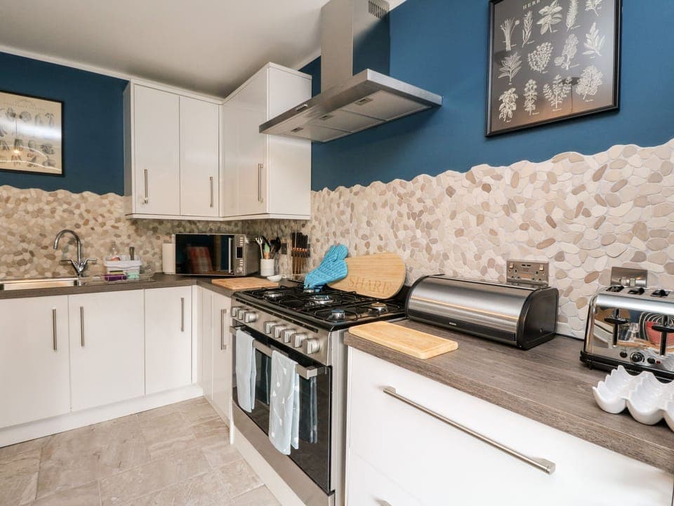 Fridge, dishwasher, electric kettle, toaster