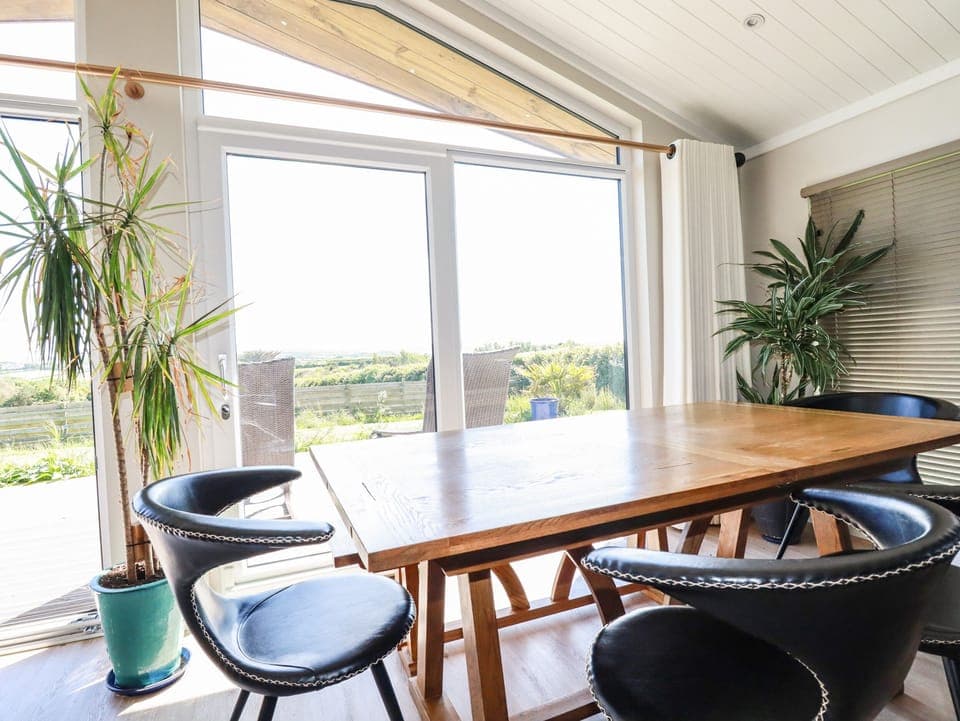 Fridge, dishwasher, electric kettle, toaster