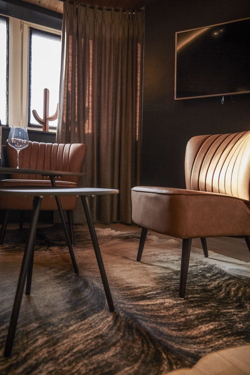 Grand Suite, 1 Queen Bed, Non Smoking, City View | Premium bedding, Select Comfort beds, in-room safe, blackout drapes