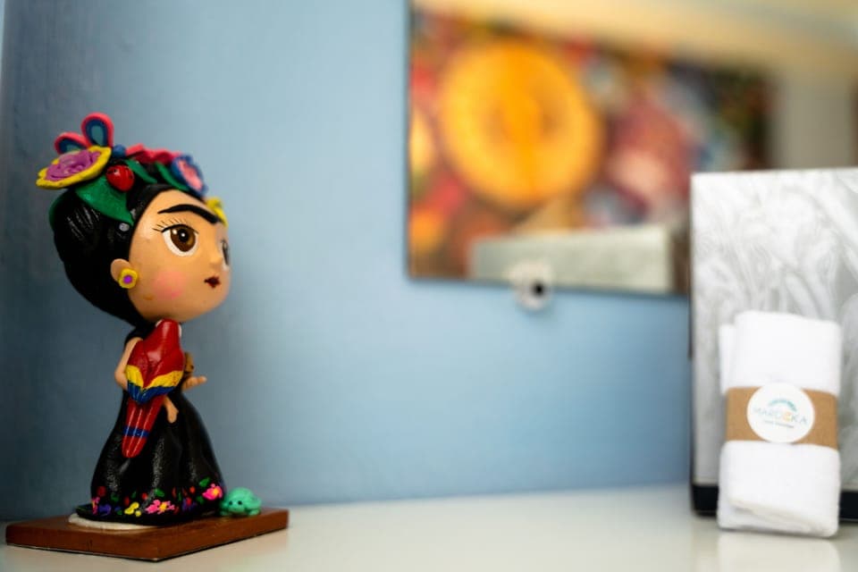 Deluxe Room | In-room safe, iron/ironing board, free WiFi, bed sheets