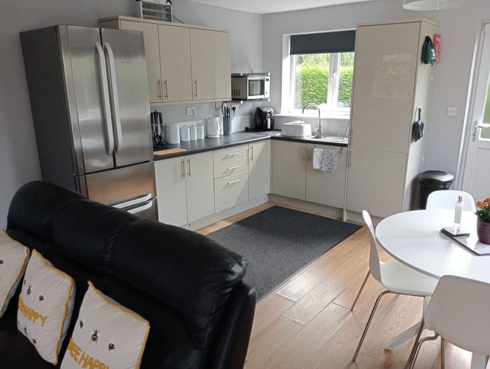 Apartment | Private kitchen | Fridge, microwave, stovetop, electric kettle