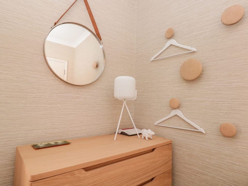 2 bedrooms, individually decorated, individually furnished, free WiFi