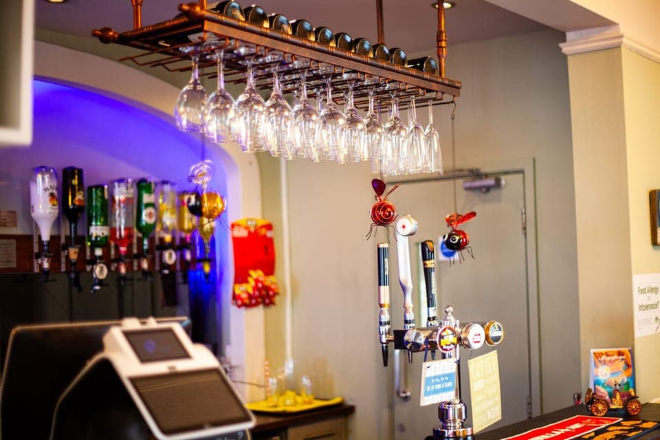 Lunch and dinner served