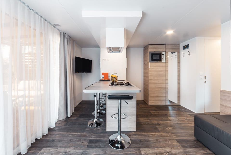 Elite Cottage, 2 Bedrooms (Pet Friendly) | Private kitchen | Espresso maker, coffee/tea maker, electric kettle