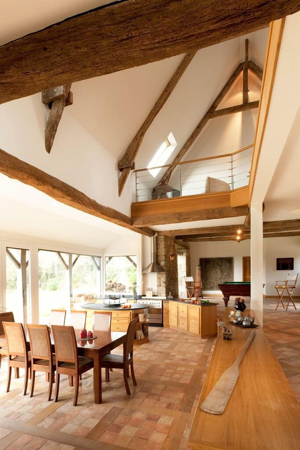 House, 5 Bedrooms, Terrace, Garden Area | Living room | Flat-screen TV, fireplace