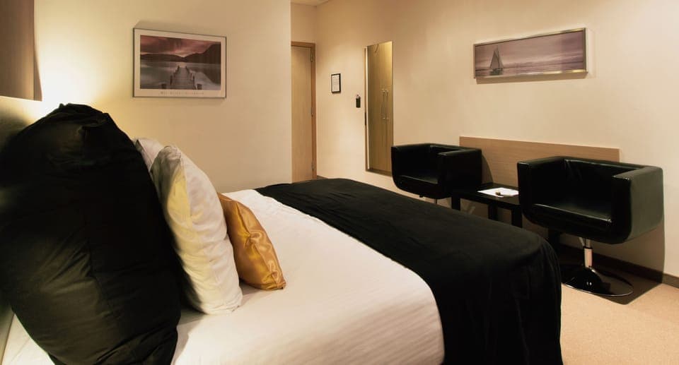 Down comforters, minibar, in-room safe, desk