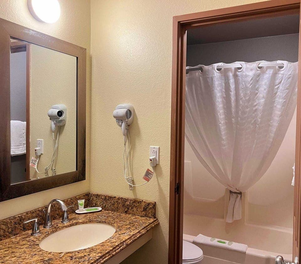 Room, 2 Double Beds | Bathroom | Free toiletries, hair dryer, towels, soap