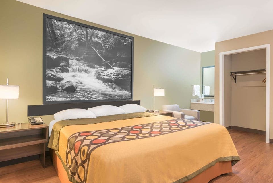 Desk, blackout drapes, iron/ironing board, free cribs/infant beds