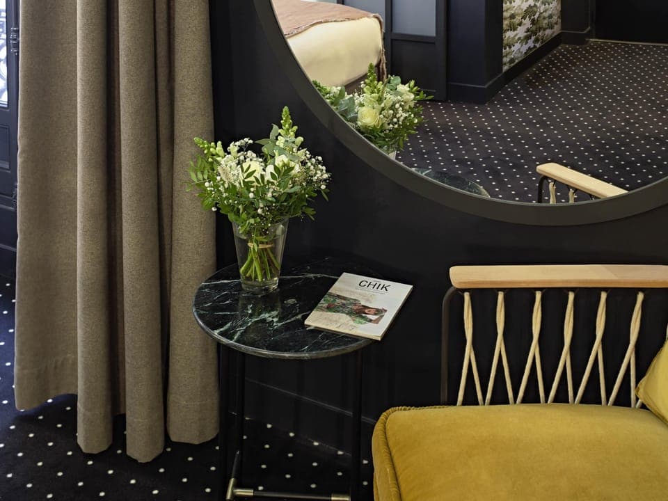 Daily buffet breakfast (EUR 20 per person)