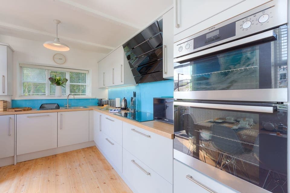 Fridge, dishwasher, electric kettle, toaster