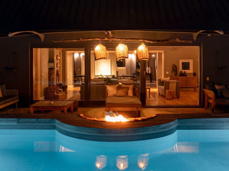 2 outdoor pools, pool umbrellas, sun loungers