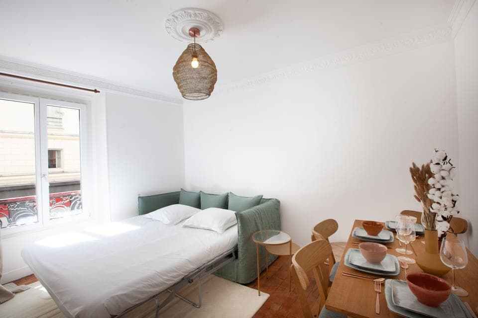 Classic Apartment, Ensuite | Lounge