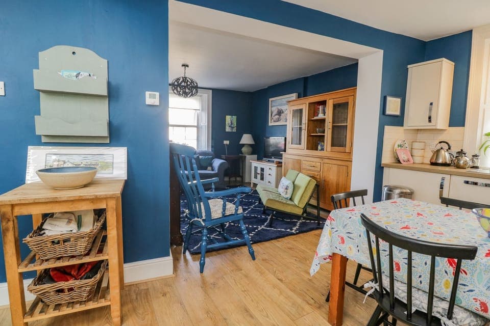 Fridge, dishwasher, electric kettle, toaster