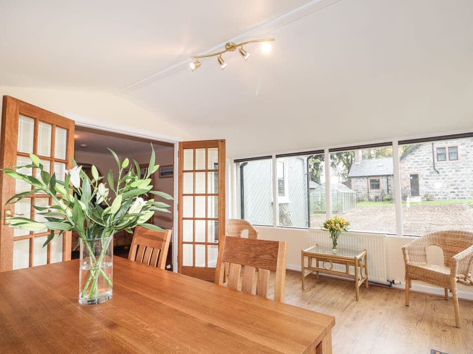 Cottage | Private kitchen | Fridge, dishwasher, electric kettle, toaster