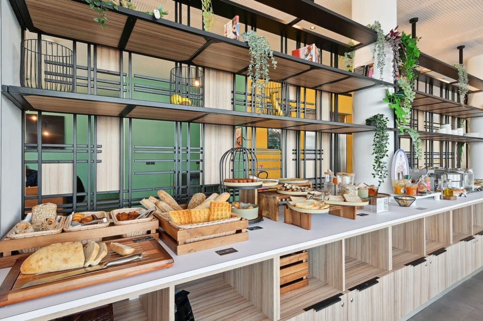 Daily buffet breakfast (EUR 14 per person)