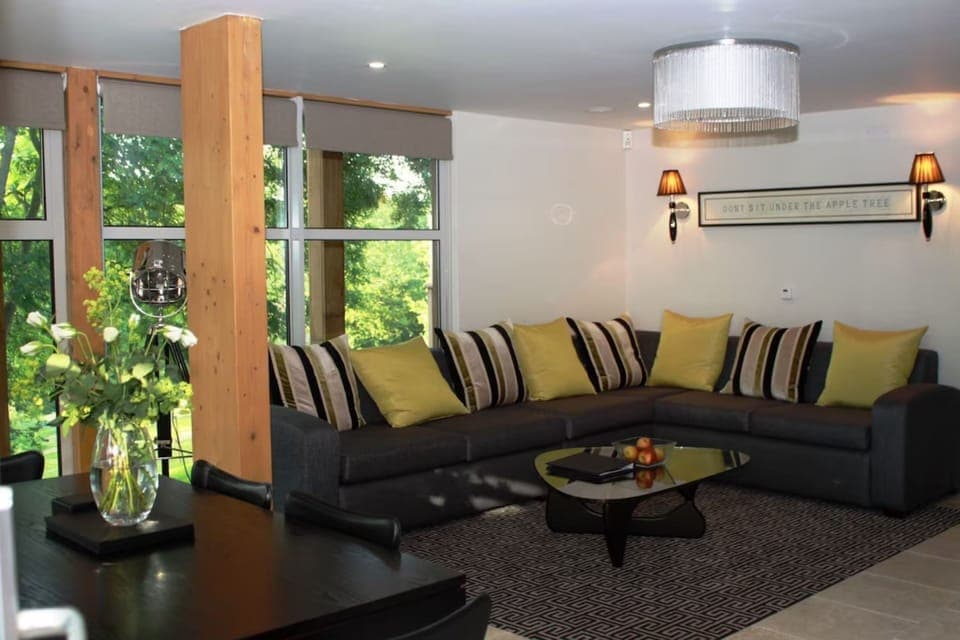 Apartment, 2 Bedrooms | Living area | 40-inch LCD TV with digital channels, TV, fireplace